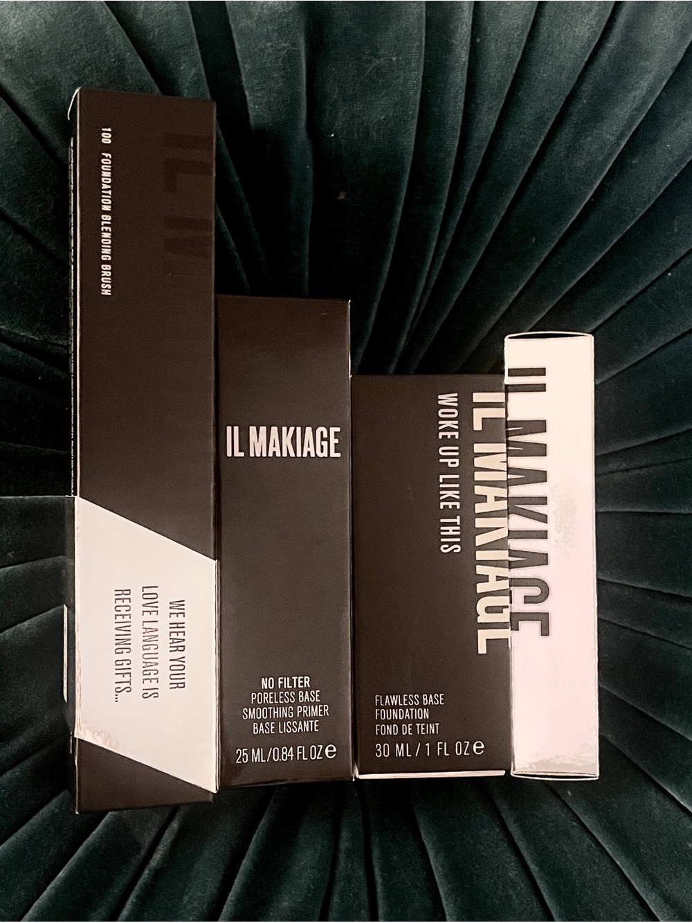 IL MAKIAGE PRIMER, FOUNDATION, CONCEALER, & BRUSB